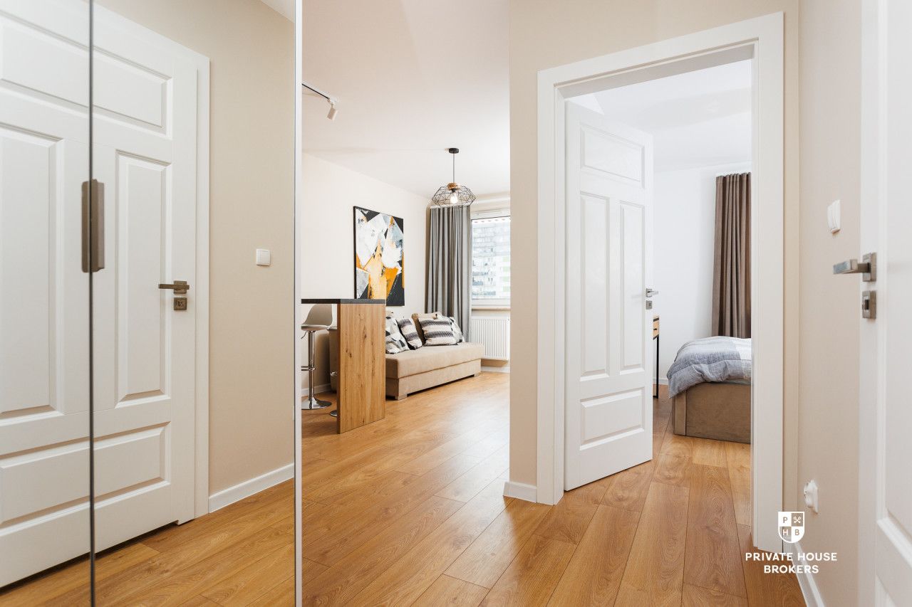 Bright, finished to a high standard Apartment with balcony| Full household appliances| Parking included in the price - Apartment - Rent - Kraków, Nowa Huta / Mistrzejowice