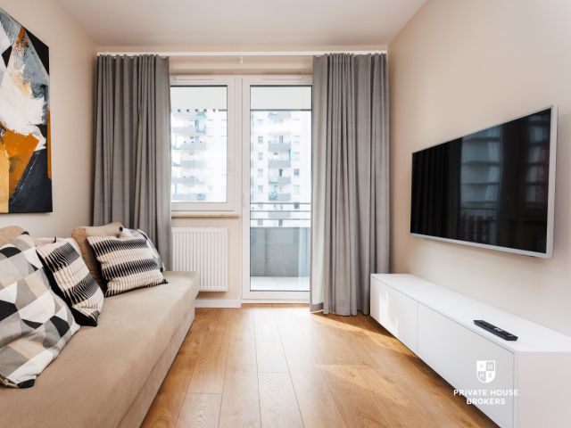 Bright, finished to a high standard Apartment with balcony| Full household appliances| Parking included in the price - Apartment - Rent - Kraków, Nowa Huta / Mistrzejowice