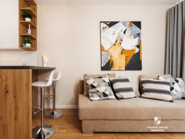 Bright, finished to a high standard Apartment with balcony| Full household appliances| Parking included in the price - Apartment - Rent - Kraków, Nowa Huta / Mistrzejowice