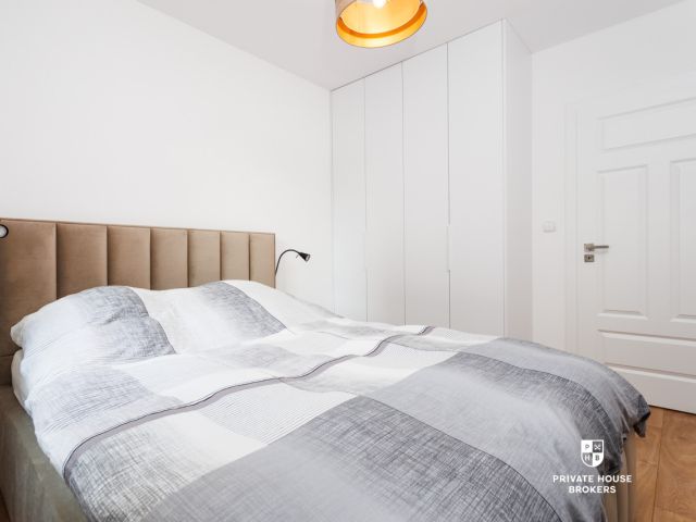 Bright, finished to a high standard Apartment with balcony| Full household appliances| Parking included in the price - Apartment - Rent - Kraków, Nowa Huta / Mistrzejowice