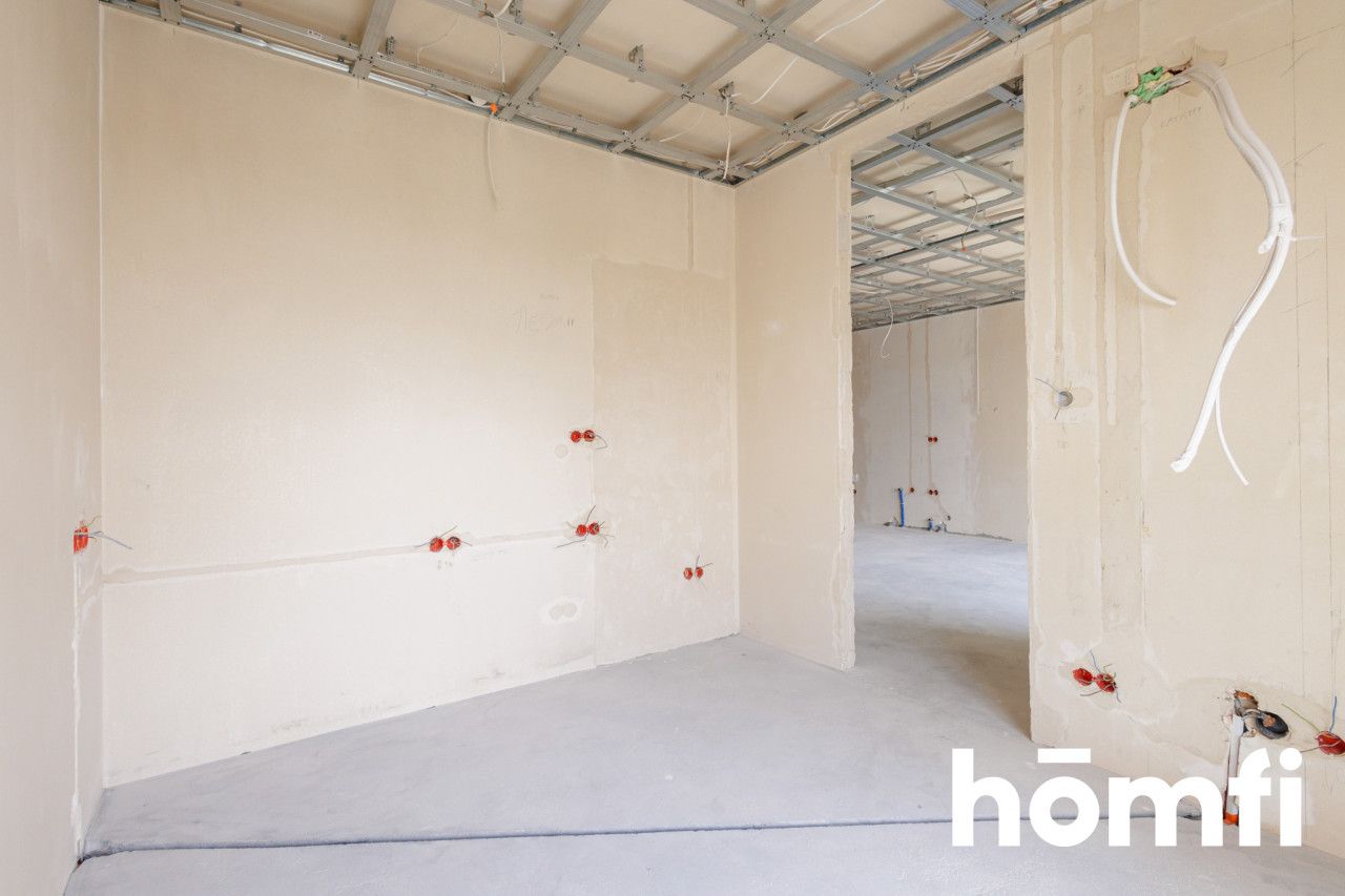 The spacious and perfectly illuminated 69.50 sqm apartment - Apartment - Sale - Warszawa, Wola