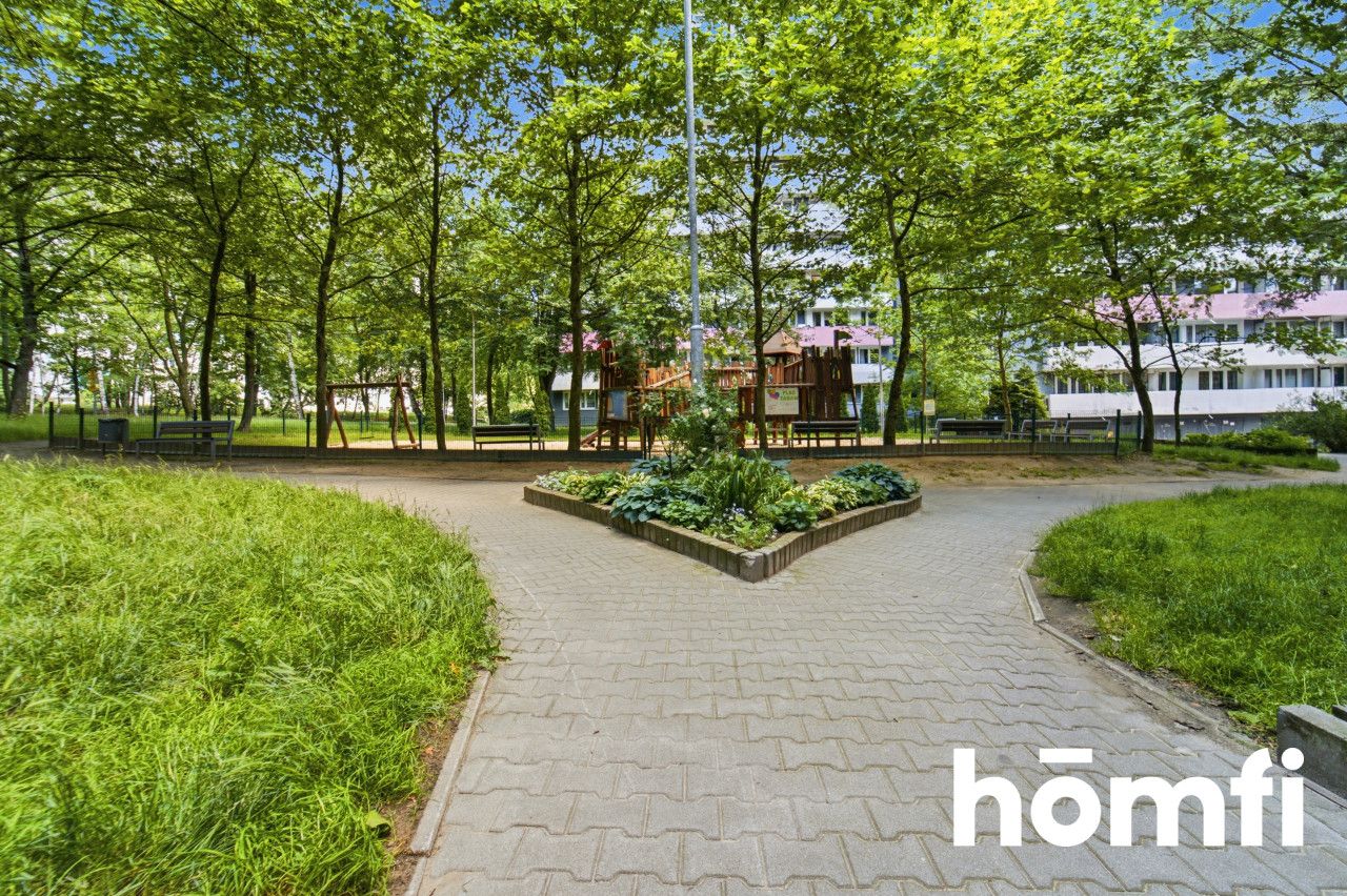 2-Bedroom Apartment in Katowice's Iconic "Tauzen" Estate - Квартира - Оренда - Katowice, Tysiąclecia