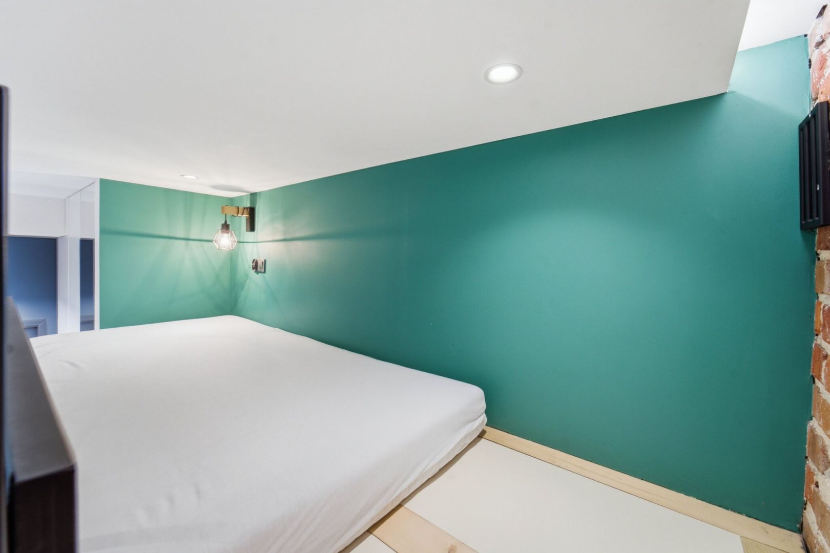 Unique loft-style studio flat with a mezzanine - Apartment - Rent - Gliwice, Śródmieście