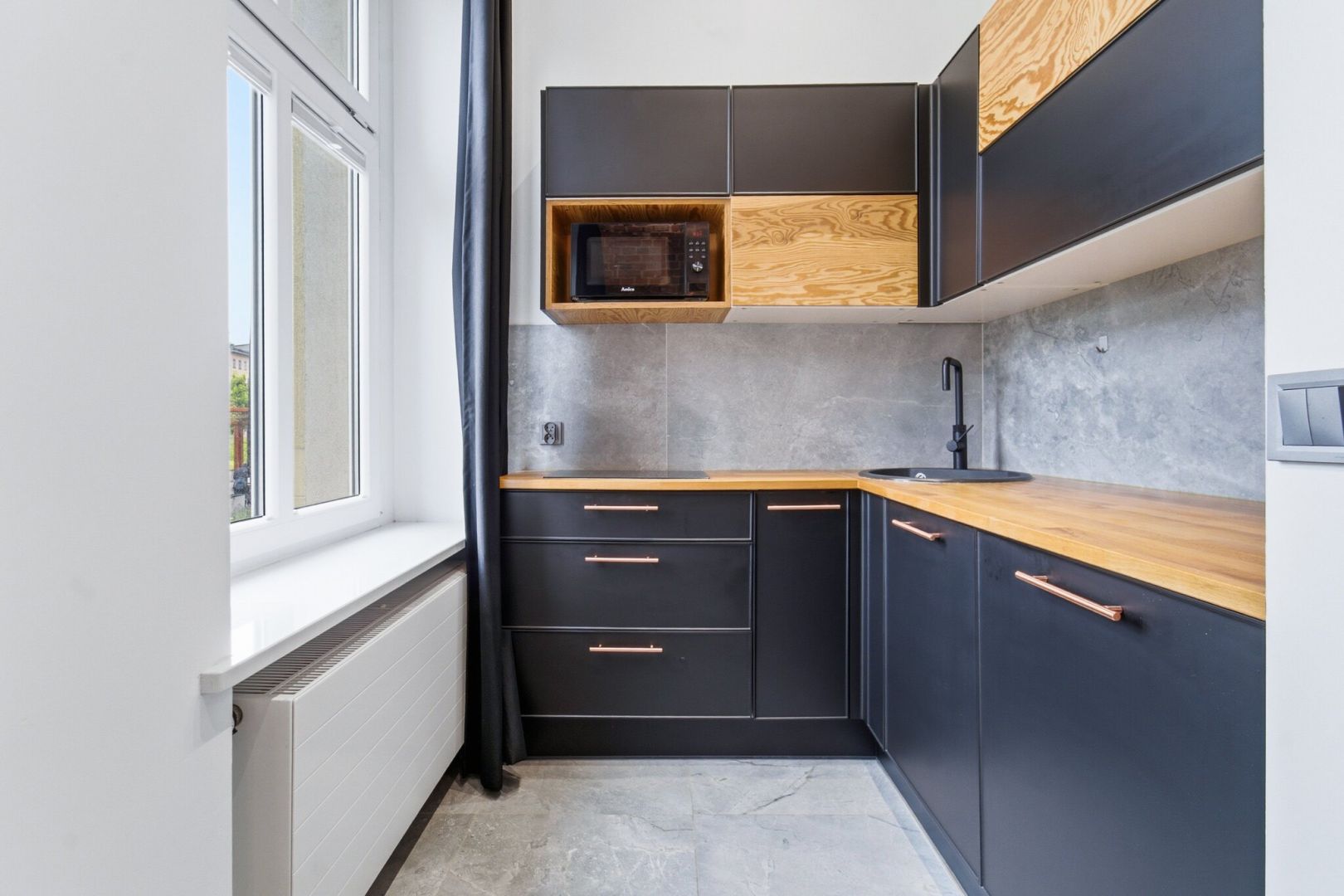 Unique loft-style studio flat with a mezzanine - Apartment - Rent - Gliwice, Śródmieście