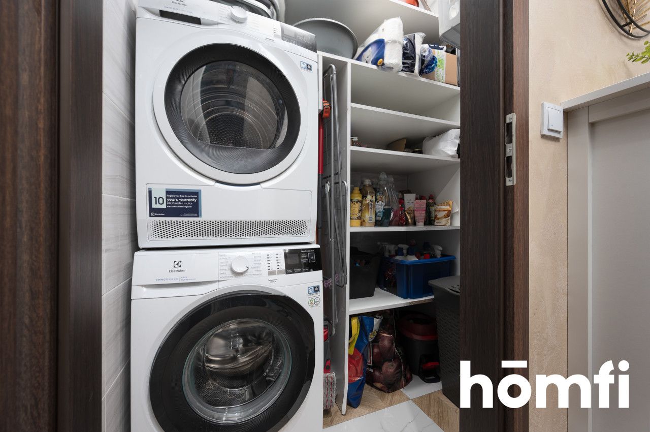 4 rooms | parking space | air conditioning - Квартира - Продаж - Kraków, Nowa Huta / Mistrzejowice