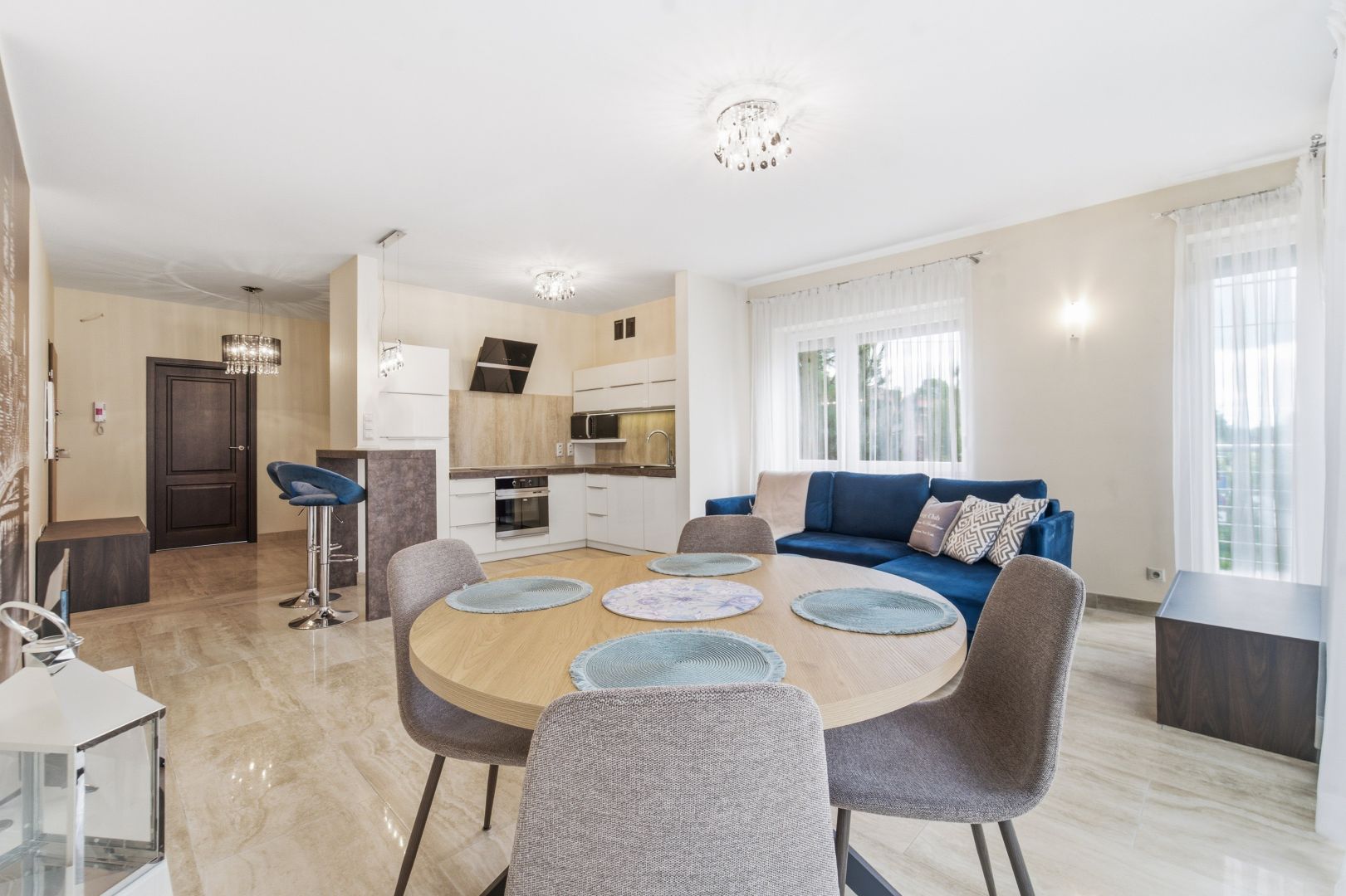 Bright, comfortable 54m² for rent, large balcony - Apartment - Rent - Katowice, Piotrowice