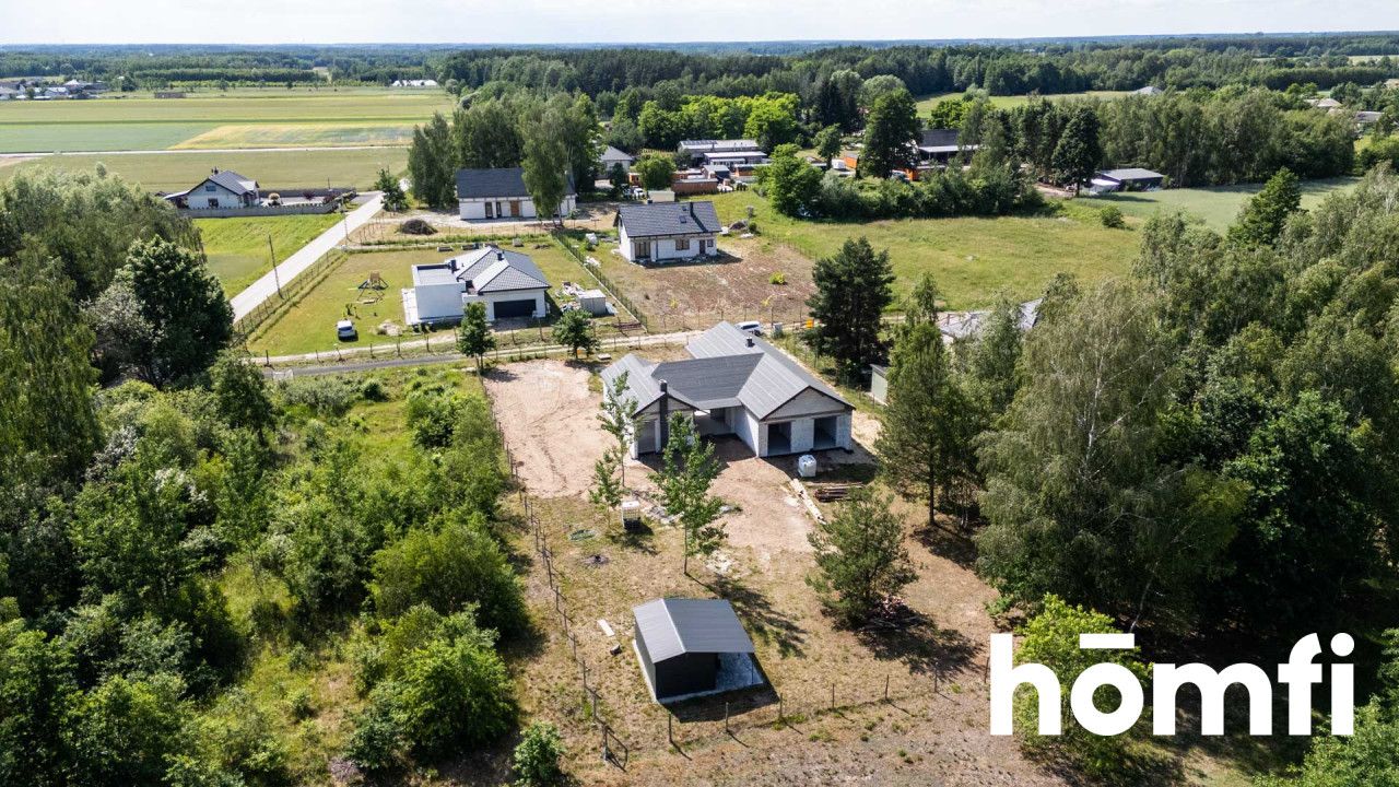 A single-story house on a large plot with an interesting layout of rooms - House - Sale - Radomski, Jedlińsk / Nowe Zawady