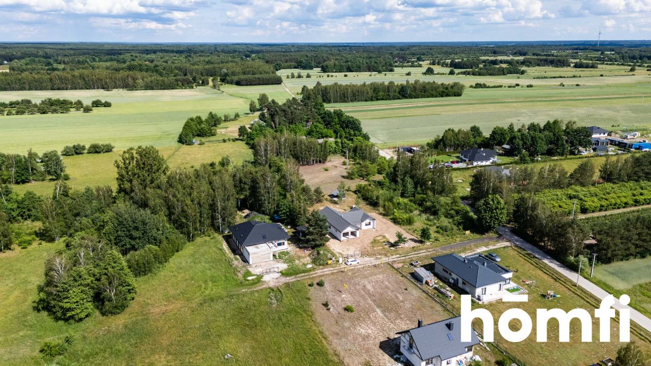 A single-story house on a large plot with an interesting layout of rooms - House - Sale - Radomski, Jedlińsk / Nowe Zawady