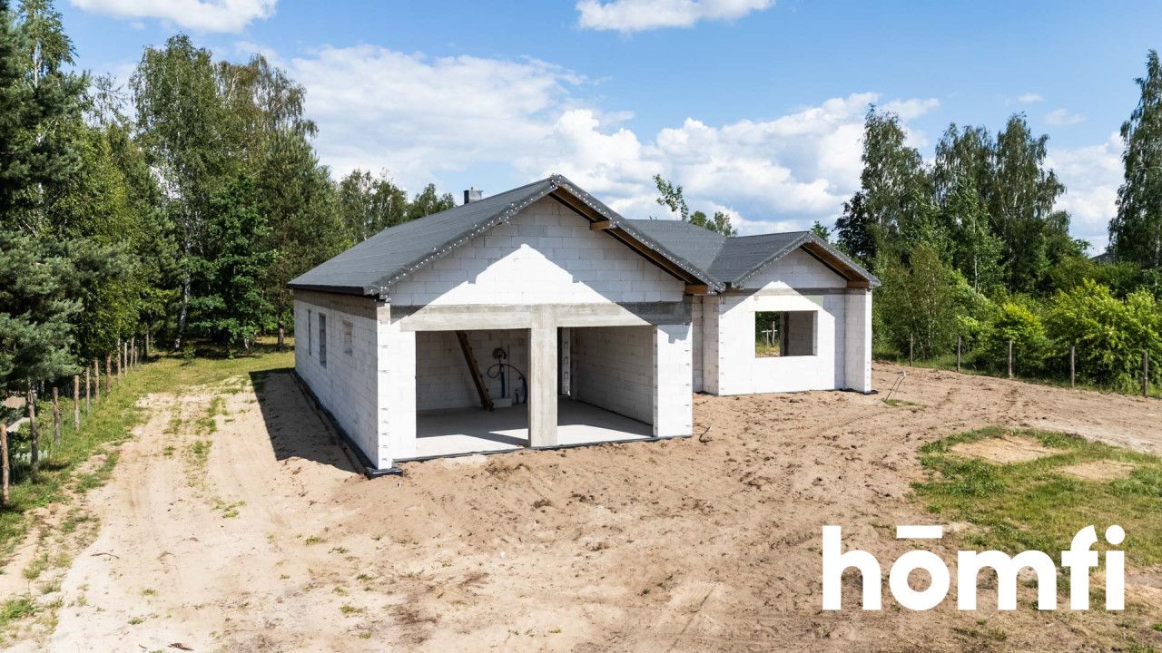 A single-story house on a large plot with an interesting layout of rooms - House - Sale - Radomski, Jedlińsk / Nowe Zawady