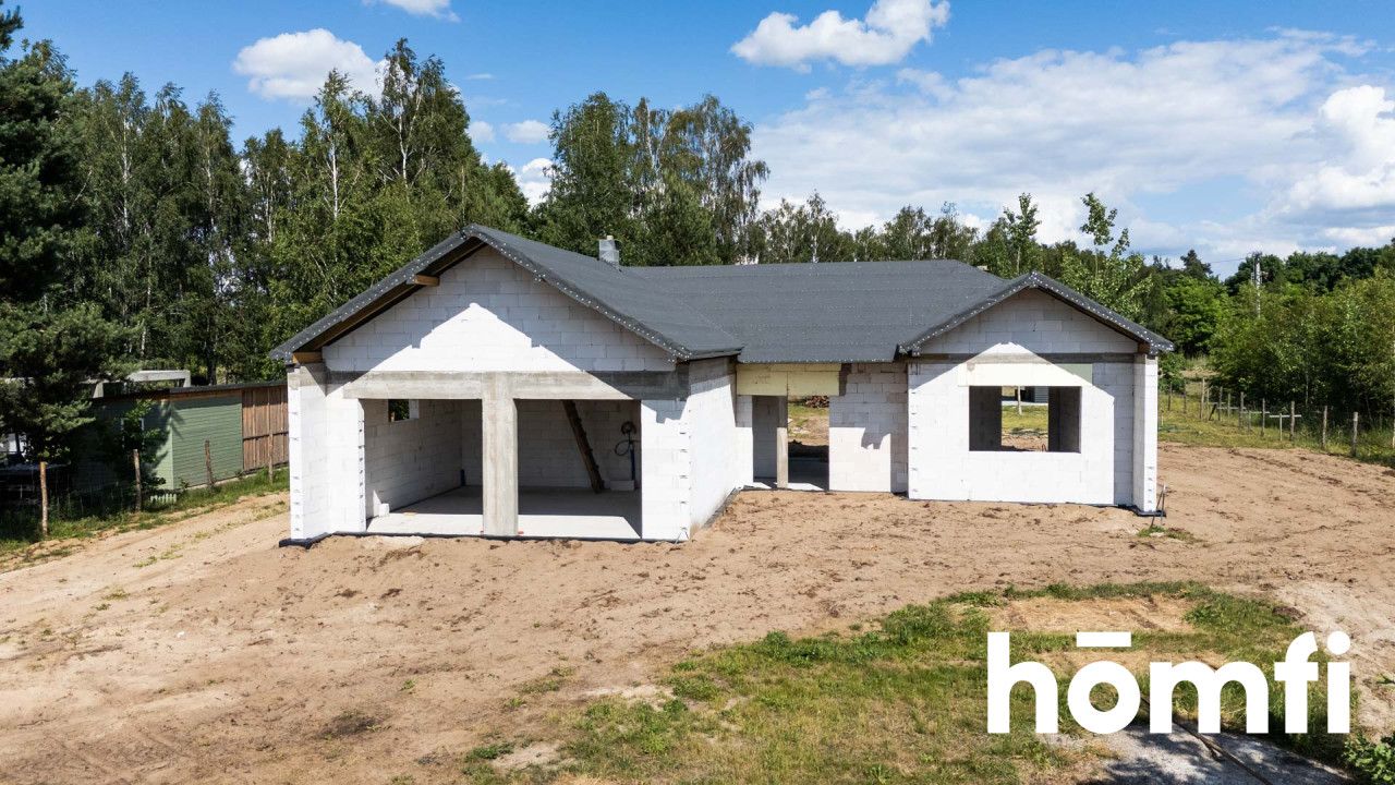 A single-story house on a large plot with an interesting layout of rooms - House - Sale - Radomski, Jedlińsk / Nowe Zawady
