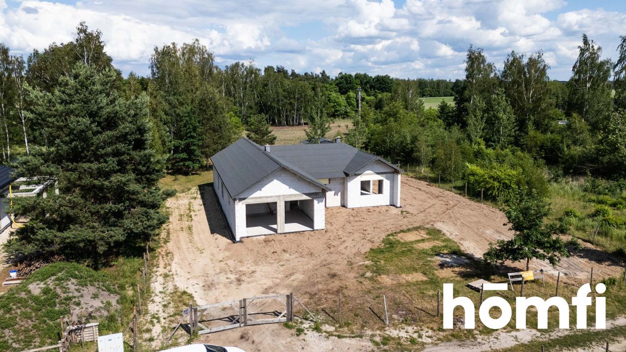 A single-story house on a large plot with an interesting layout of rooms - House - Sale - Radomski, Jedlińsk / Nowe Zawady