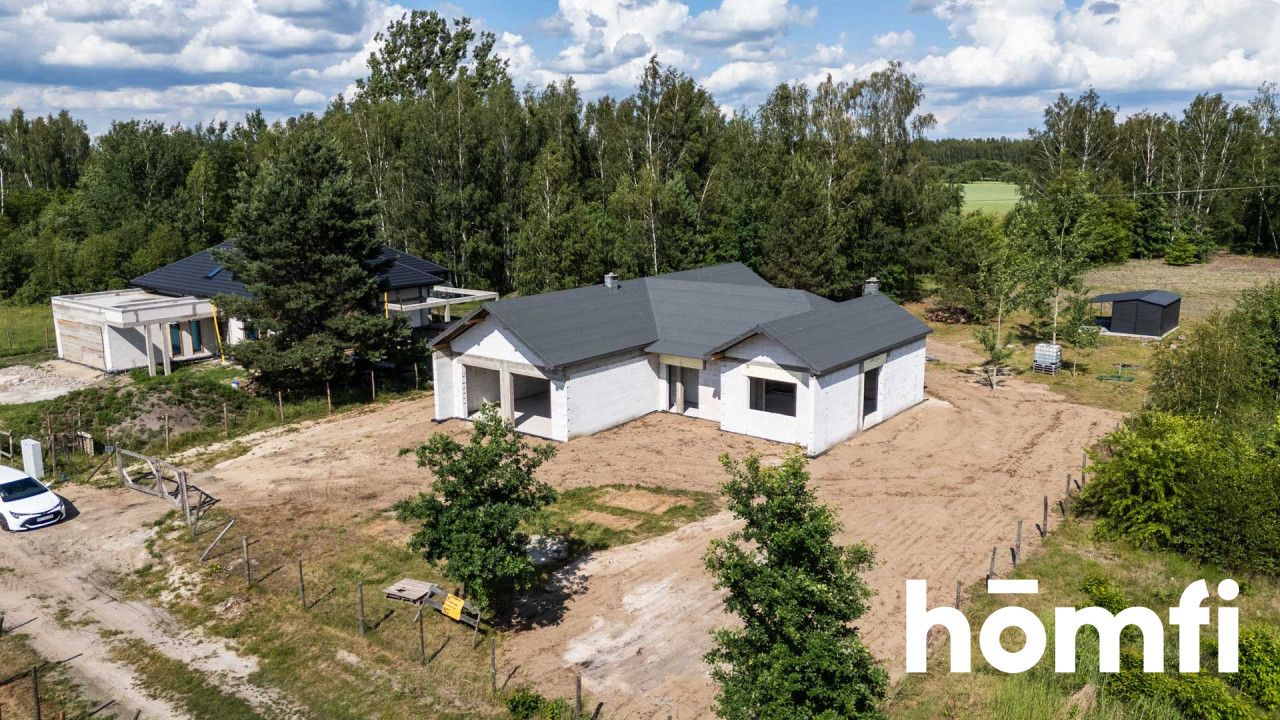 A single-story house on a large plot with an interesting layout of rooms - House - Sale - Radomski, Jedlińsk / Nowe Zawady