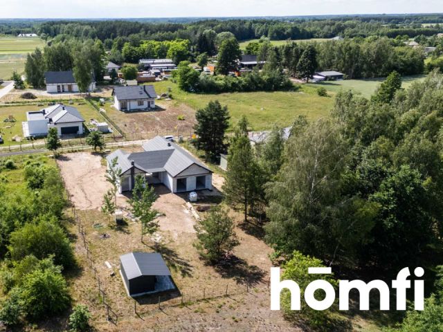 A single-story house on a large plot with an interesting layout of rooms - House - Sale - Radomski, Jedlińsk / Nowe Zawady