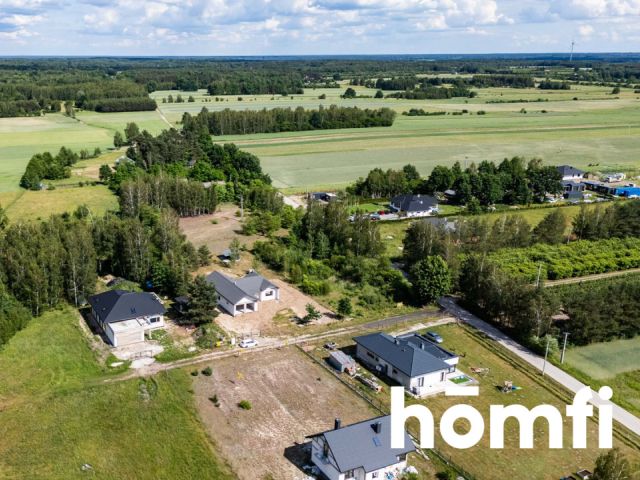 A single-story house on a large plot with an interesting layout of rooms - House - Sale - Radomski, Jedlińsk / Nowe Zawady