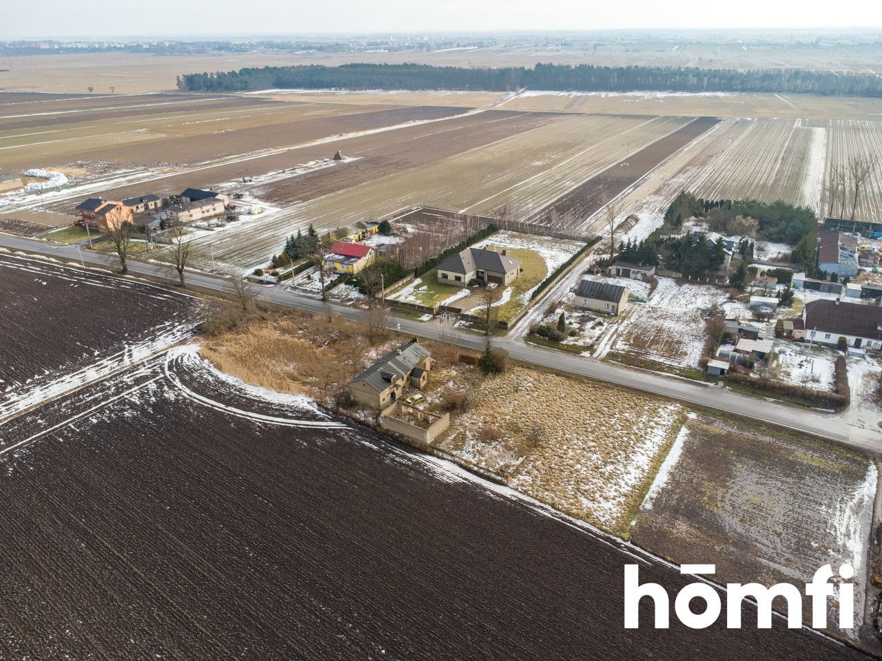 PLOT WITH EXISTING BUILDINGS – 3,100 m² | BŁONIE, ŁĘCZYCA COMMUNE - Plot - Sale - Łęczycki, Łęczyca