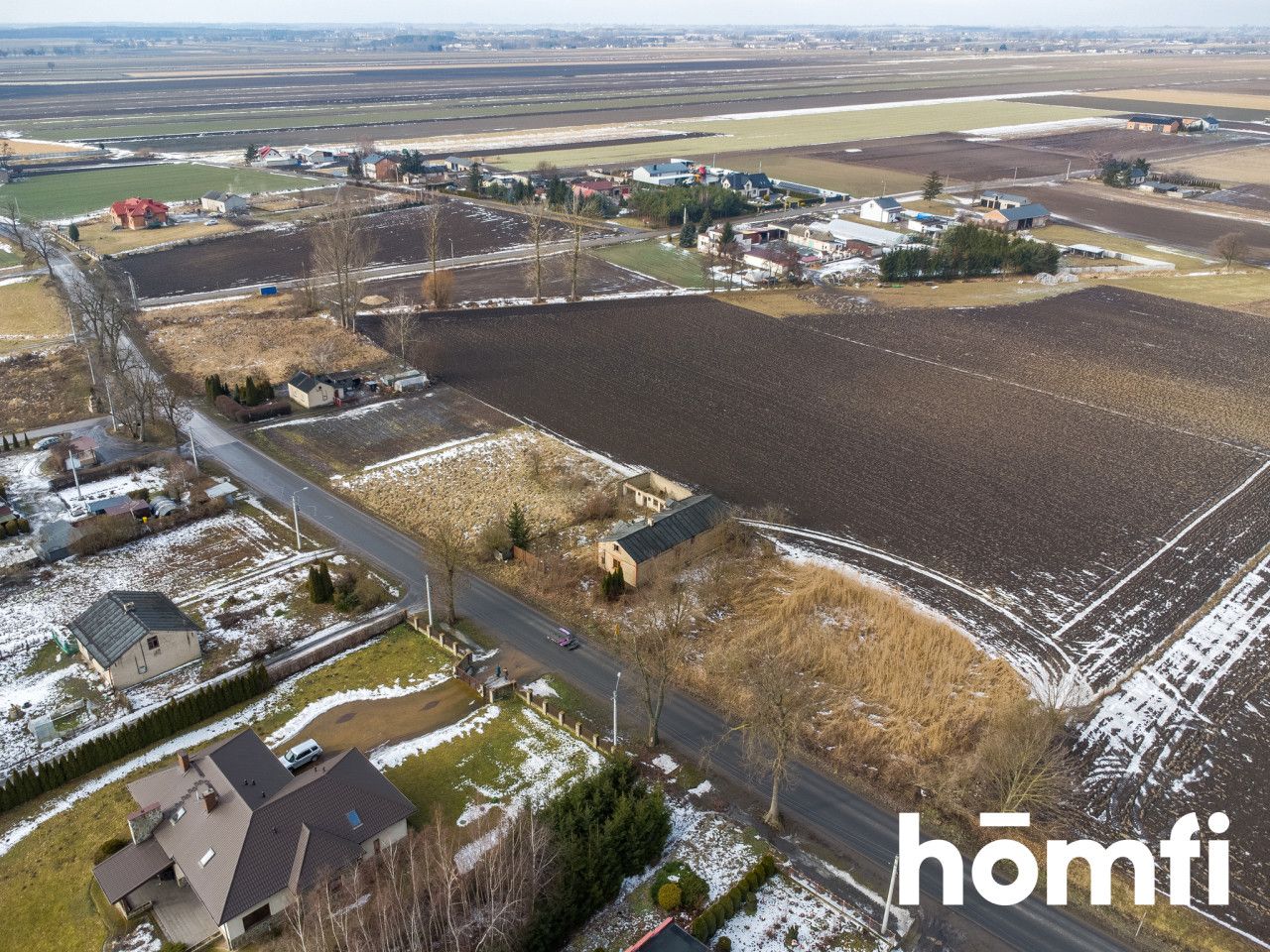 PLOT WITH EXISTING BUILDINGS – 3,100 m² | BŁONIE, ŁĘCZYCA COMMUNE - Plot - Sale - Łęczycki, Łęczyca