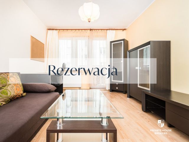 Comfortable, fully furnished two rooms apartment with a balcony and a garage - Квартира - Продаж - Kraków, Nowa Huta / Oświecenia