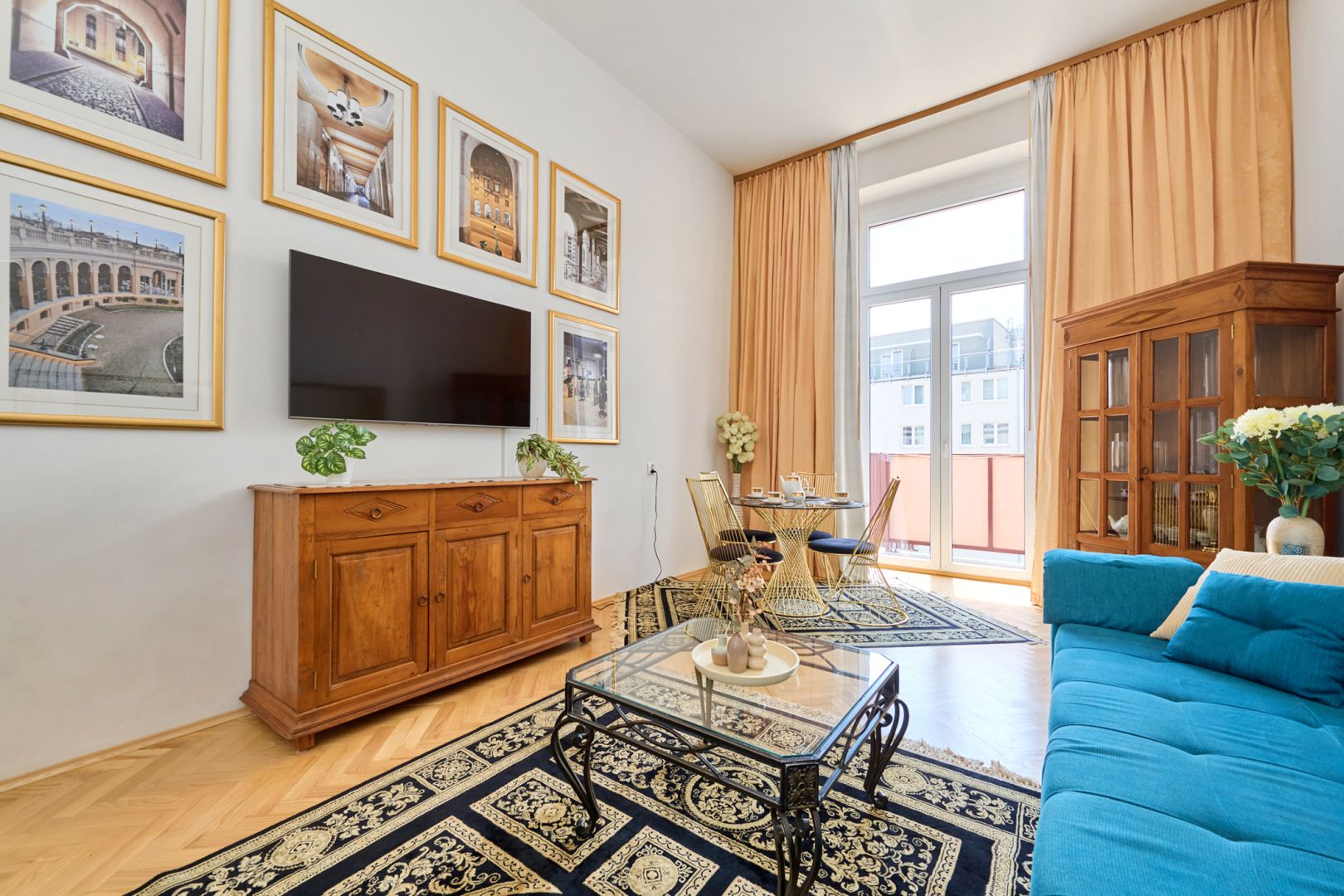 A unique 56 m² apartment in the heart of Wrocław - Apartment - Sale - Wrocław, Stare Miasto