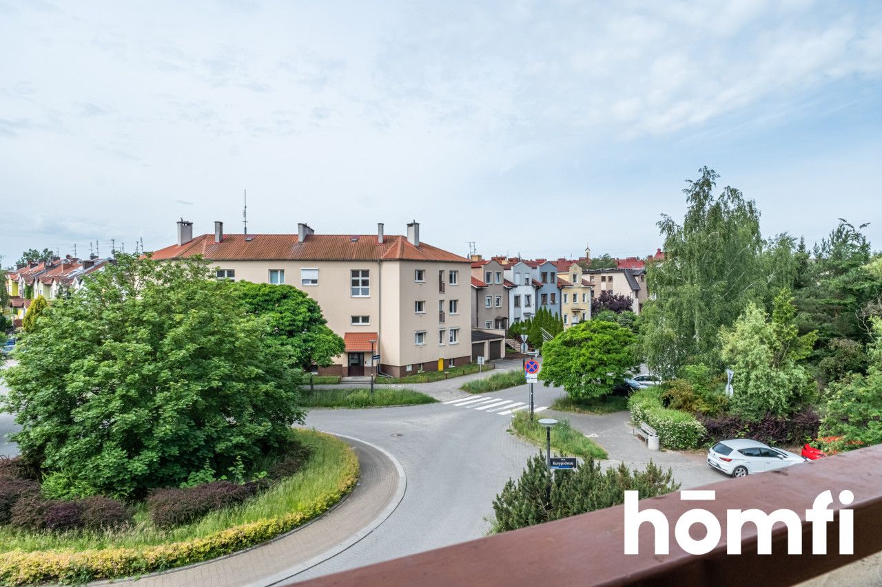 FOR SALE – SPACIOUS STUDIO APARTMENT IN STRZESZYN - Apartment - Sale - Poznań