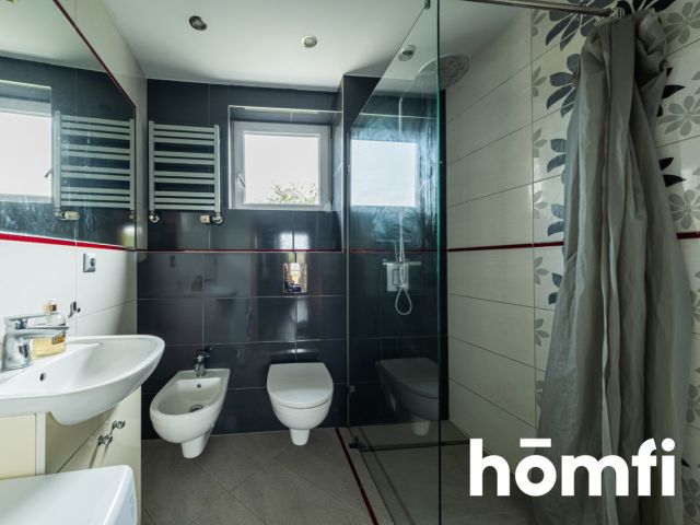 FOR SALE – SPACIOUS STUDIO APARTMENT IN STRZESZYN - Квартира - Продаж - Poznań