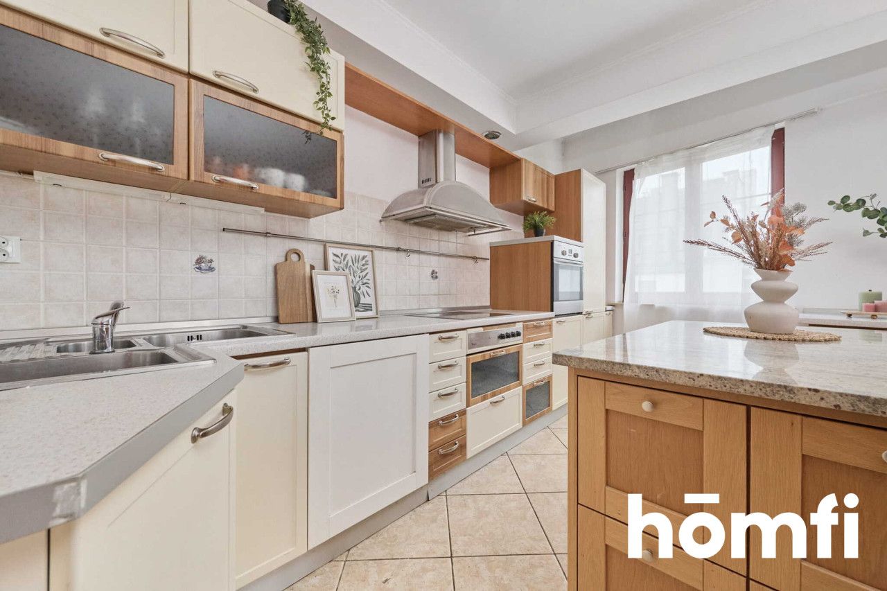 74m² in the City Center | Turnkey Investment or Perfect Starter! - Apartment - Sale - Wrocław, Stare Miasto / Rynek