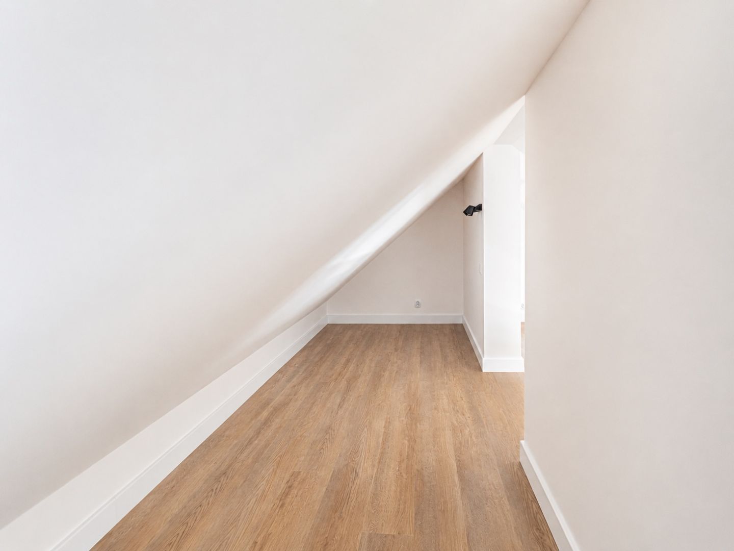 Apartment with a mezzanine after renovation 44 m - Apartment - Sale - Poznań, Nowe Miasto