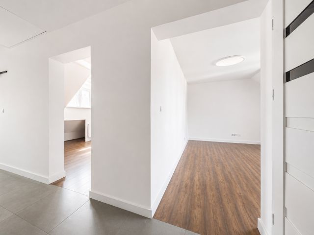 Apartment with a mezzanine after renovation 44 m - Квартира - Продаж - Poznań, Nowe Miasto