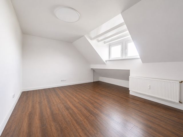 Apartment with a mezzanine after renovation 44 m - Квартира - Продаж - Poznań, Nowe Miasto