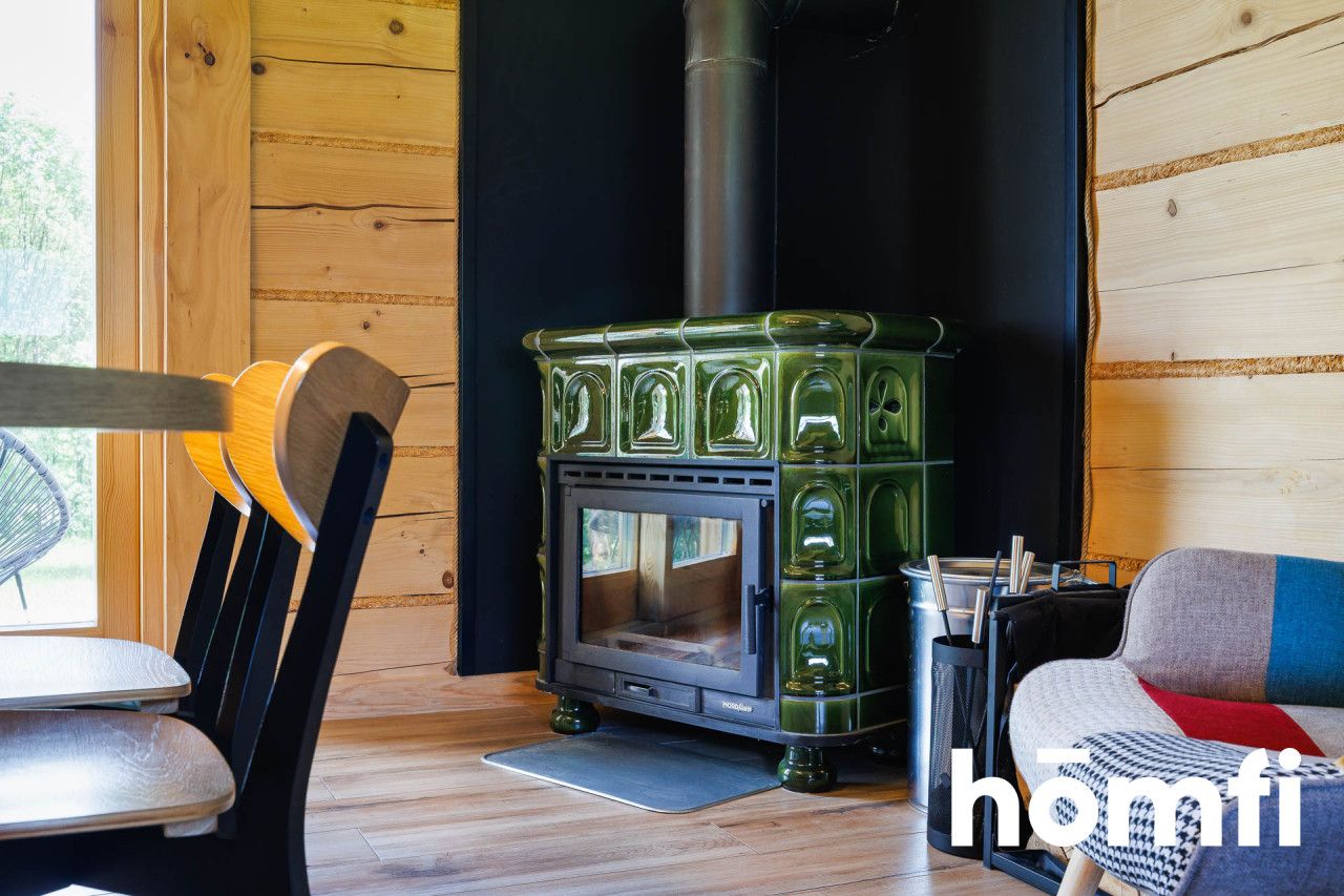 A charming, year-round wooden house for sale on a large, 45-are plot surrounded by meadows, forests, and fields! Ideal as a getaway from the city or for tourist rental (currently functioning in short-term rental - rating 9.9/10 on booking) | Skrzydlna | Dobra commune | Limanowa county. - House - Sale - Limanowski, Dobra / Skrzydlna