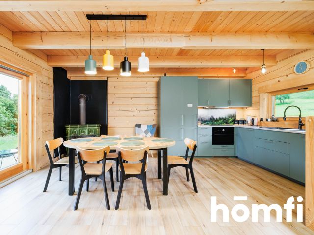 A charming, year-round wooden house for sale on a large, 45-are plot surrounded by meadows, forests, and fields! Ideal as a getaway from the city or for tourist rental (currently functioning in short-term rental - rating 9.9/10 on booking) | Skrzydlna | Dobra commune | Limanowa county. - House - Sale - Limanowski, Dobra / Skrzydlna