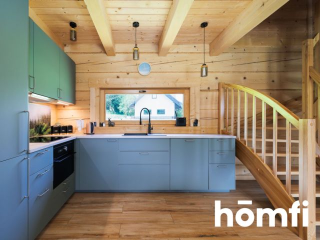 A charming, year-round wooden house for sale on a large, 45-are plot surrounded by meadows, forests, and fields! Ideal as a getaway from the city or for tourist rental (currently functioning in short-term rental - rating 9.9/10 on booking) | Skrzydlna | Dobra commune | Limanowa county. - House - Sale - Limanowski, Dobra / Skrzydlna