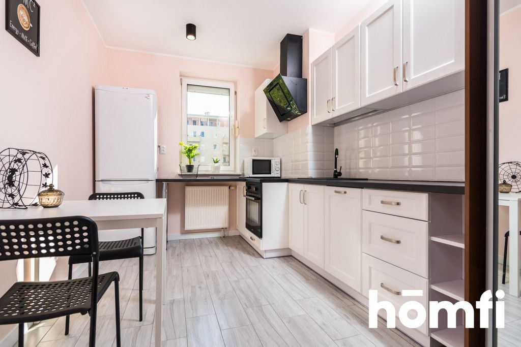 A cozy, two-room apartment on the Oswiecenia estate - Квартира - Оренда - Kraków, Nowa Huta / Mistrzejowice