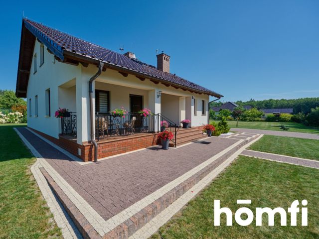 Spacious house with very big plot Sądrożyce 2 190 000 PLN - House - Sale - Oleśnicki, Twardogóra / Sądrożyce