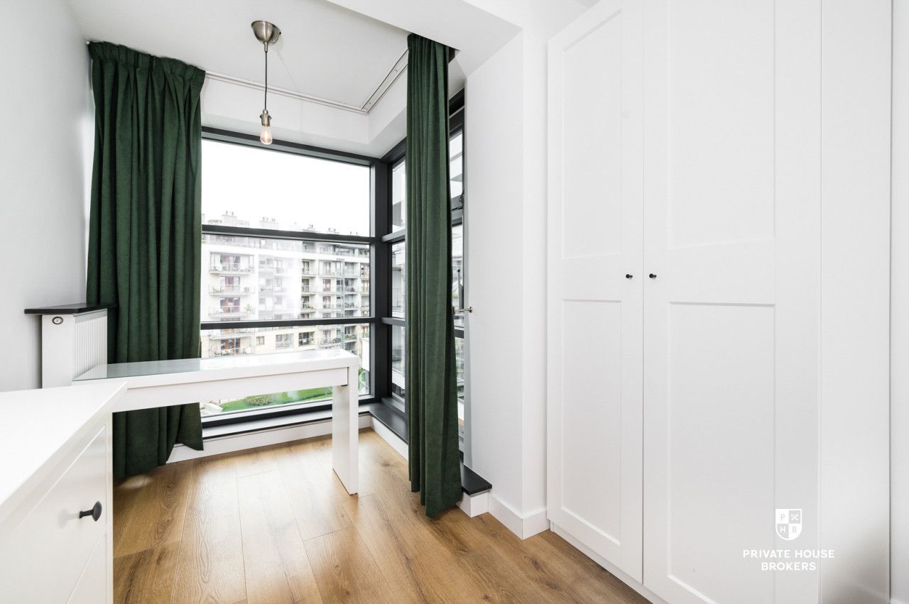 Sunny and air-conditioned 3-room apartment in Wiślane Tarasy 2.0 - Apartment - Rent - Kraków, Śródmieście / Grzegórzki