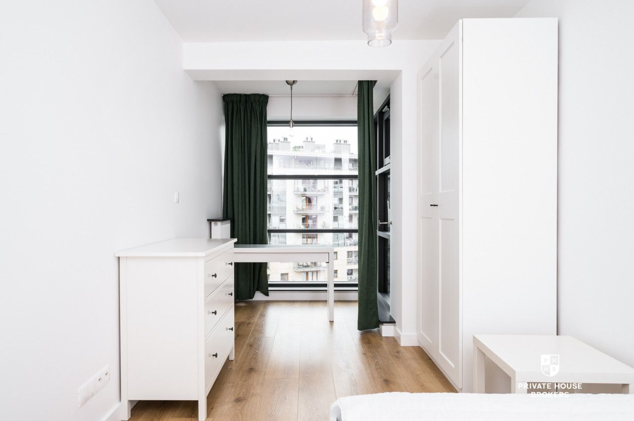 Sunny and air-conditioned 3-room apartment in Wiślane Tarasy 2.0 - Apartment - Rent - Kraków, Śródmieście / Grzegórzki