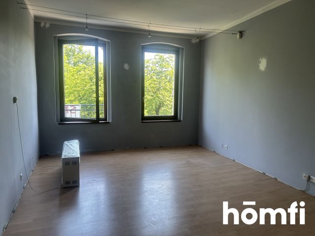 Spacious 116 m² with tremendous potential | ZABRZE - Apartment - Sale - Zabrze, Centrum Południe