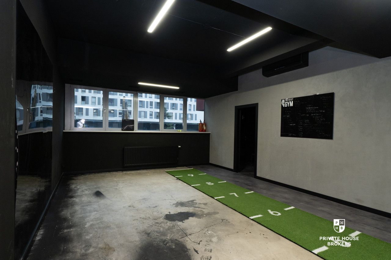 For sell commercial space Zabłocie district 135 m^2 - Комерційне приміщення - Оренда - Kraków, Podgórze