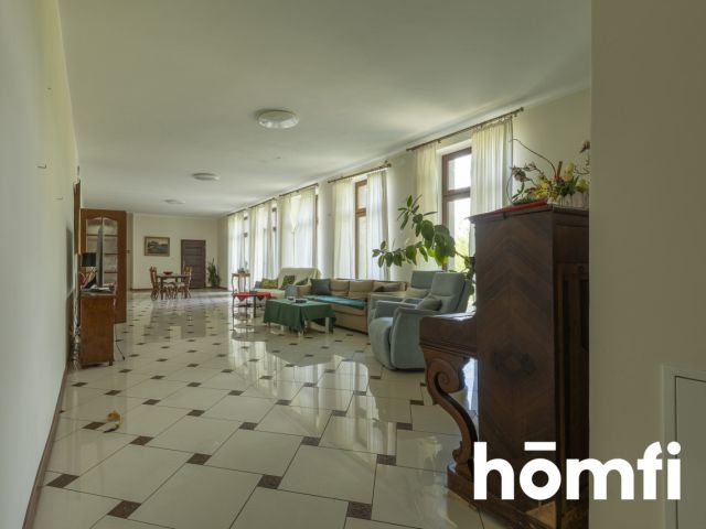 560 m² House for Hotel or Agritourism - Commercial premises - Sale - Włoszczowski, Włoszczowa