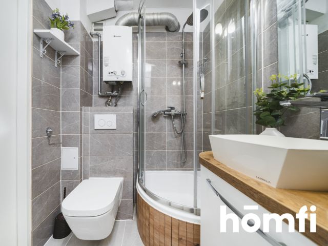 Comfortable 1-Bedroom Apartment Near the Railway Station | 33.8 m² | Bochnia, Św. Leonarda Street - Apartment - Rent - Bocheński, Bochnia