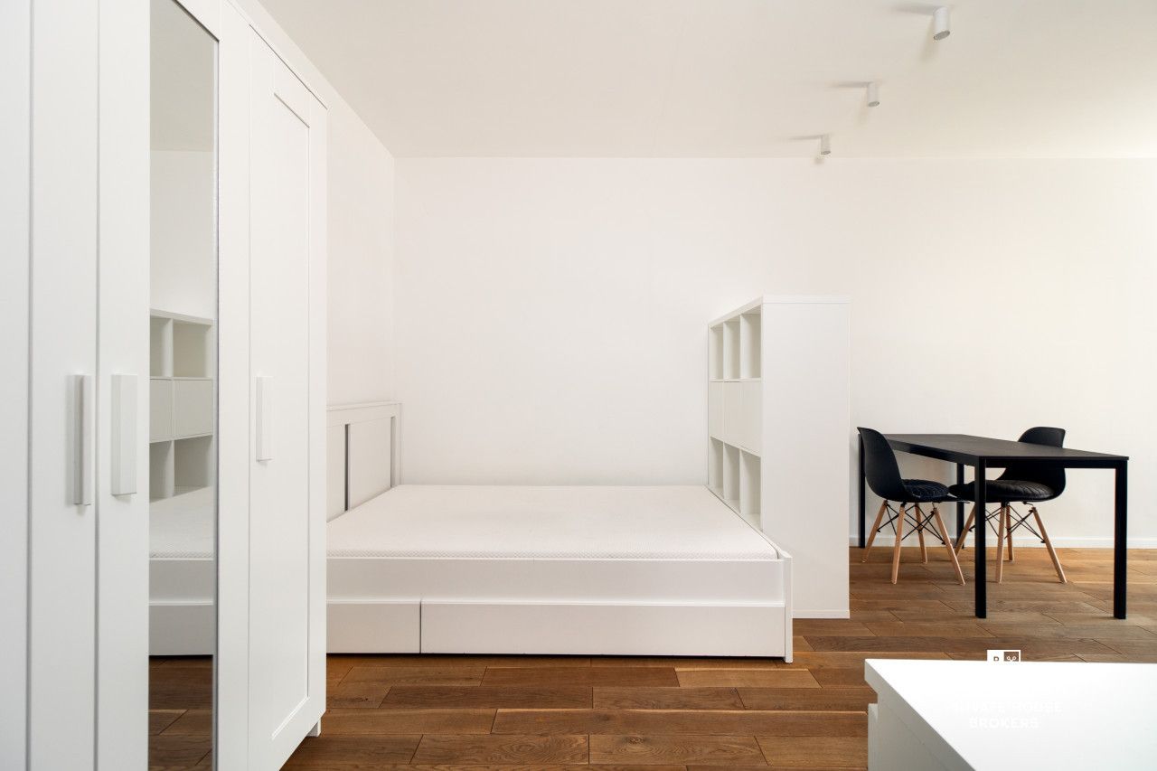 Komfortowe mieszkanie typu studio - Mieszkanie - Wynajem - Kraków, Śródmieście / Olsza