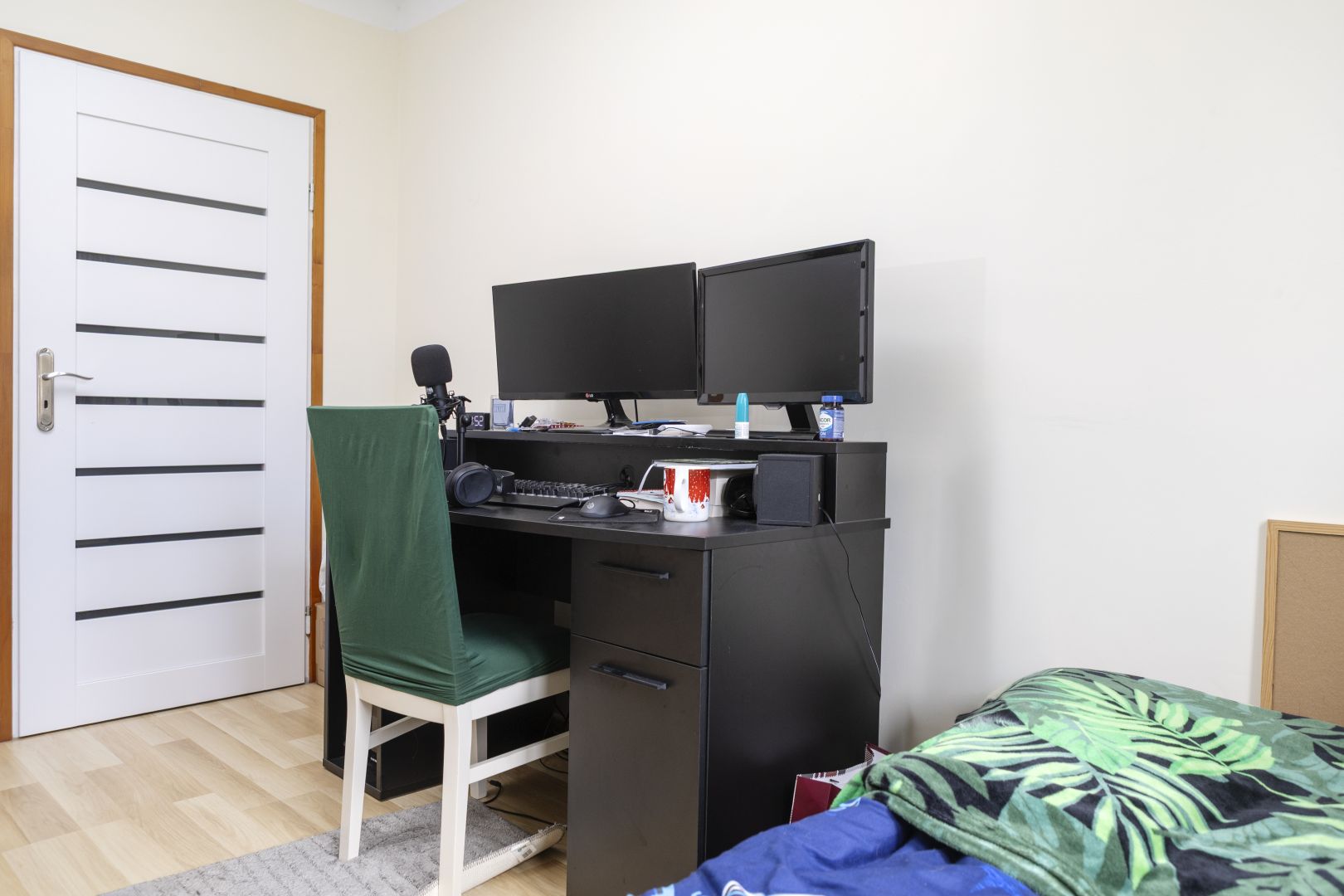 Spacious 4-room apartment on the ground floor - Apartment - Sale - Kielce, Uroczysko