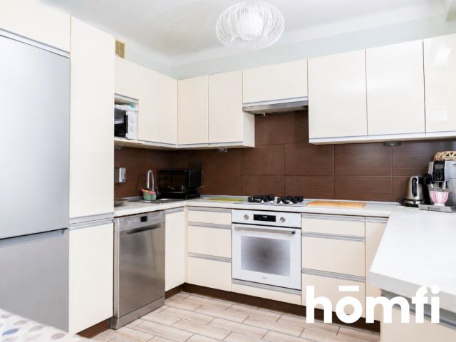Spacious 4-room apartment on the ground floor - Квартира - Продаж - Kielce, Uroczysko