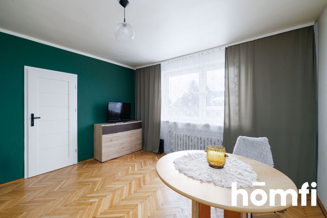 SINGLE-FAMILY HOUSE IN A QUIET NEIGHBORHOOD IN NEED OF RENOVATION - House - Sale - Wielicki, Niepołomice
