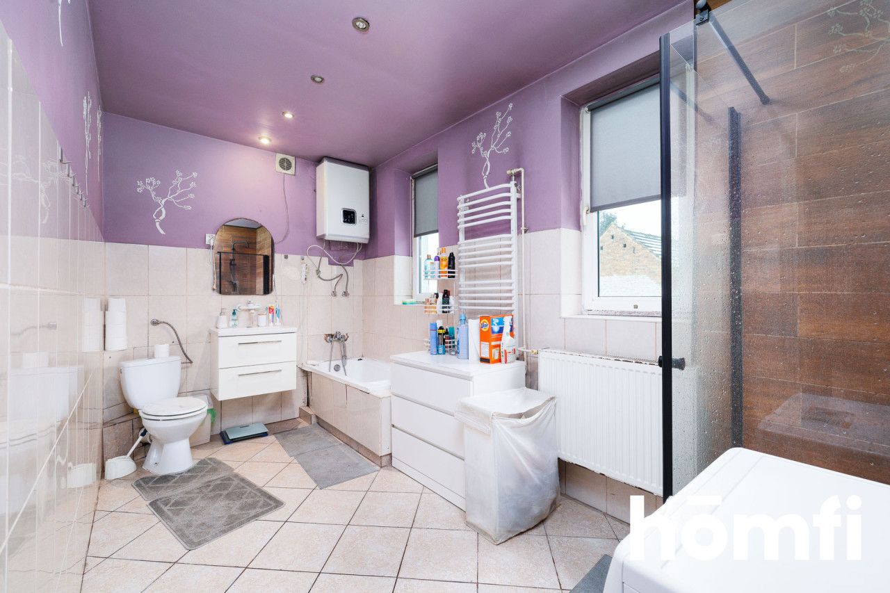 SINGLE-FAMILY HOUSE IN A QUIET NEIGHBORHOOD IN NEED OF RENOVATION - House - Sale - Wielicki, Niepołomice