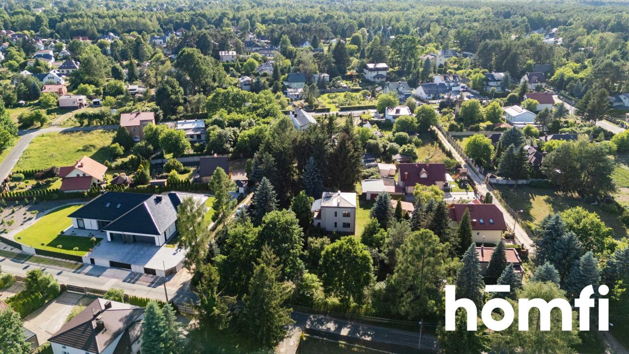 A large, green plot with a house to be renovated in a quiet district of Radom - Дім - Продаж - Radom, Rajec Poduchowny