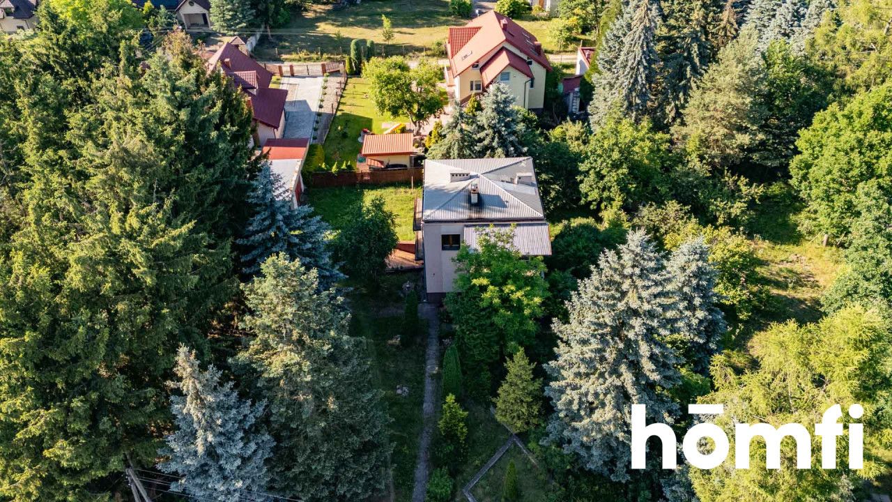 A large, green plot with a house to be renovated in a quiet district of Radom - Дім - Продаж - Radom, Rajec Poduchowny