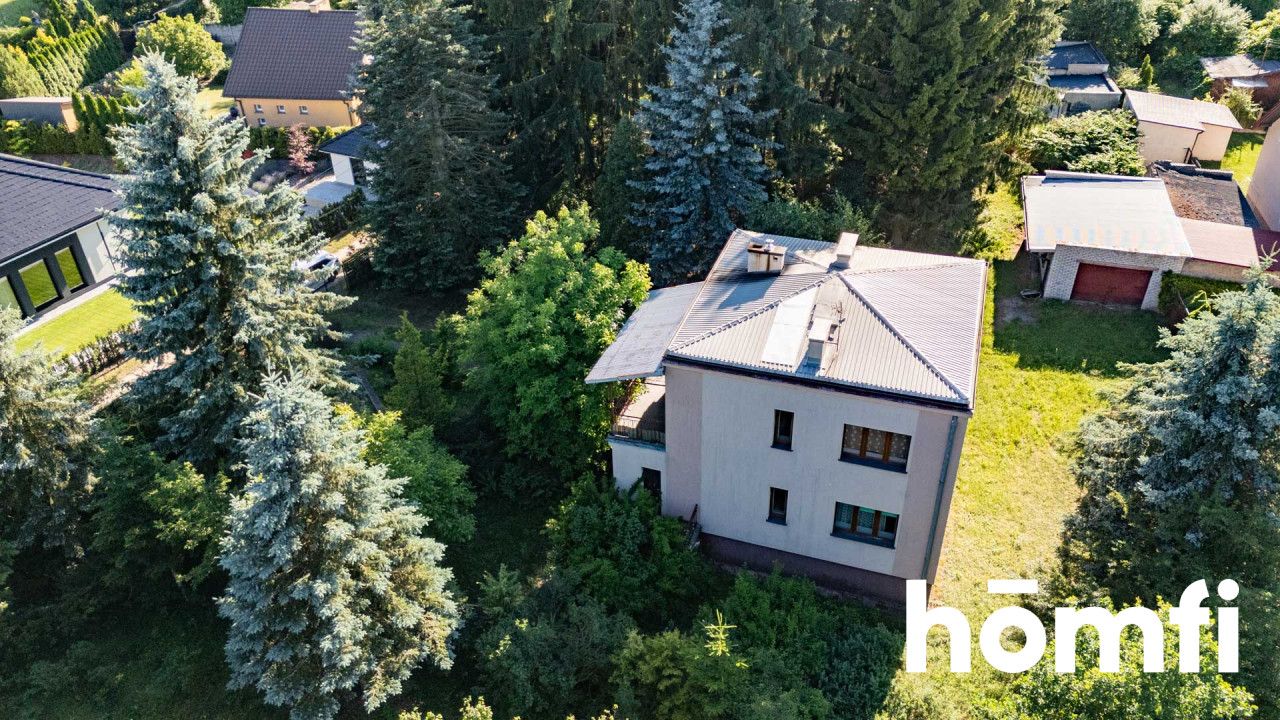 A large, green plot with a house to be renovated in a quiet district of Radom - Дім - Продаж - Radom, Rajec Poduchowny
