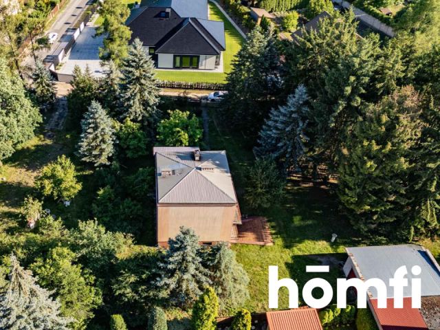 A large, green plot with a house to be renovated in a quiet district of Radom - Дім - Продаж - Radom, Rajec Poduchowny