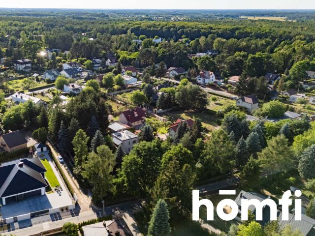 A large, green plot with a house to be renovated in a quiet district of Radom - Дім - Продаж - Radom, Rajec Poduchowny