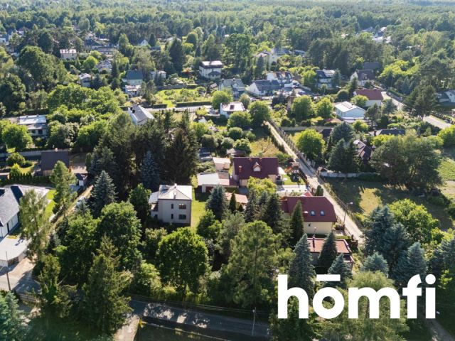 A large, green plot with a house to be renovated in a quiet district of Radom - Дім - Продаж - Radom, Rajec Poduchowny